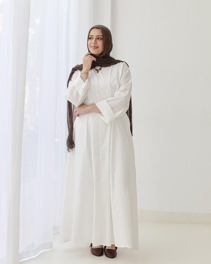 Flowy waist Dress In White