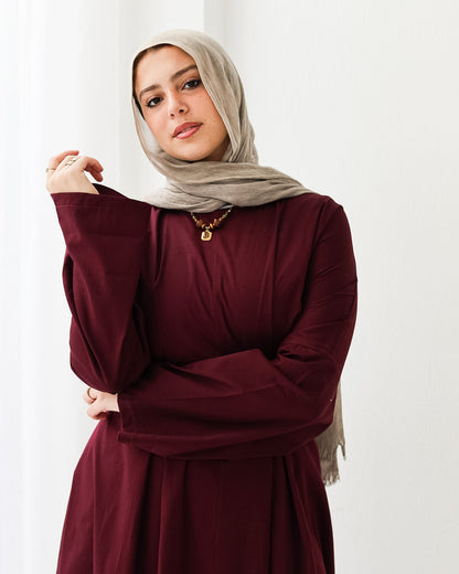 Flowy waist Dress In Burgundy