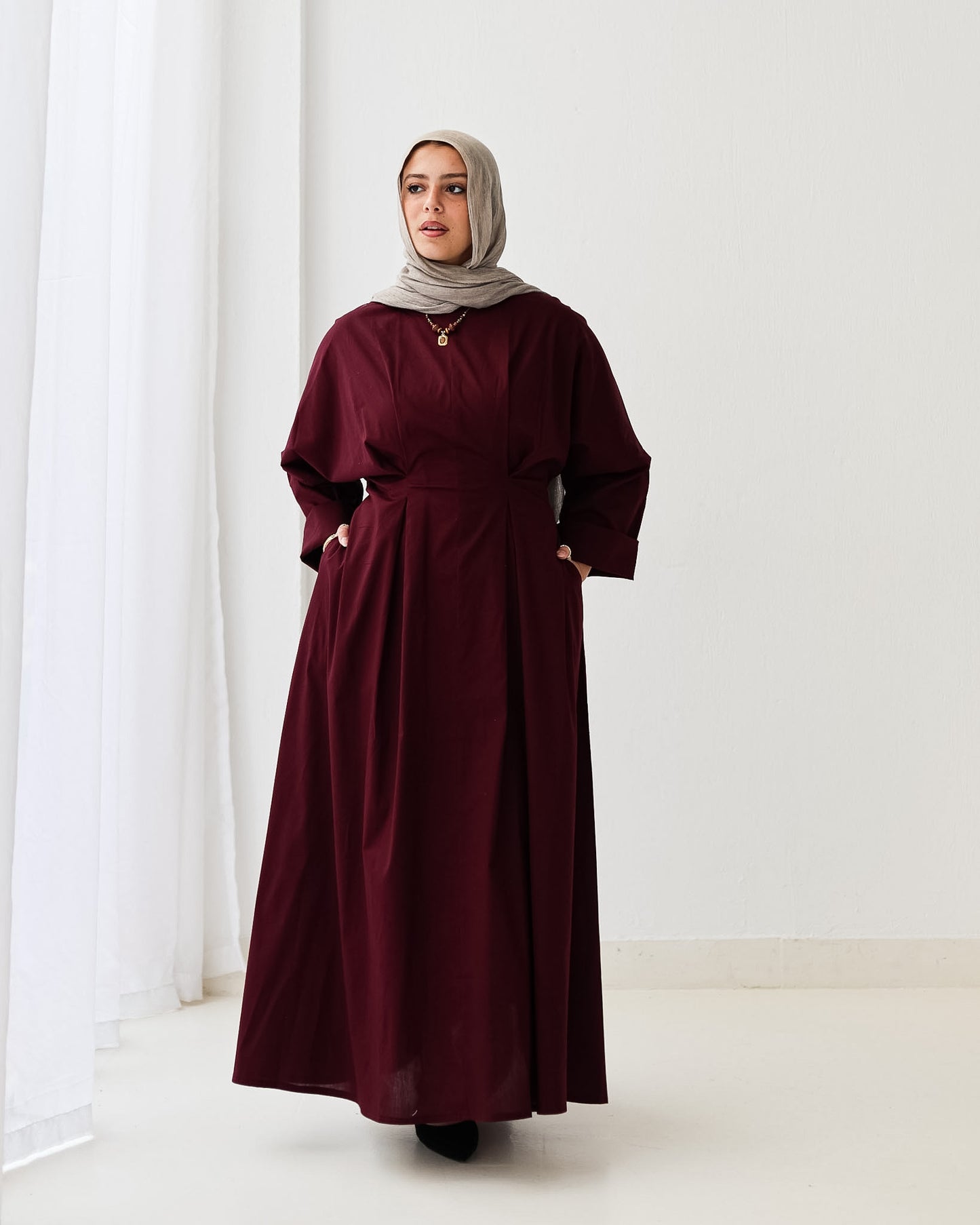 Flowy waist Dress In Burgundy
