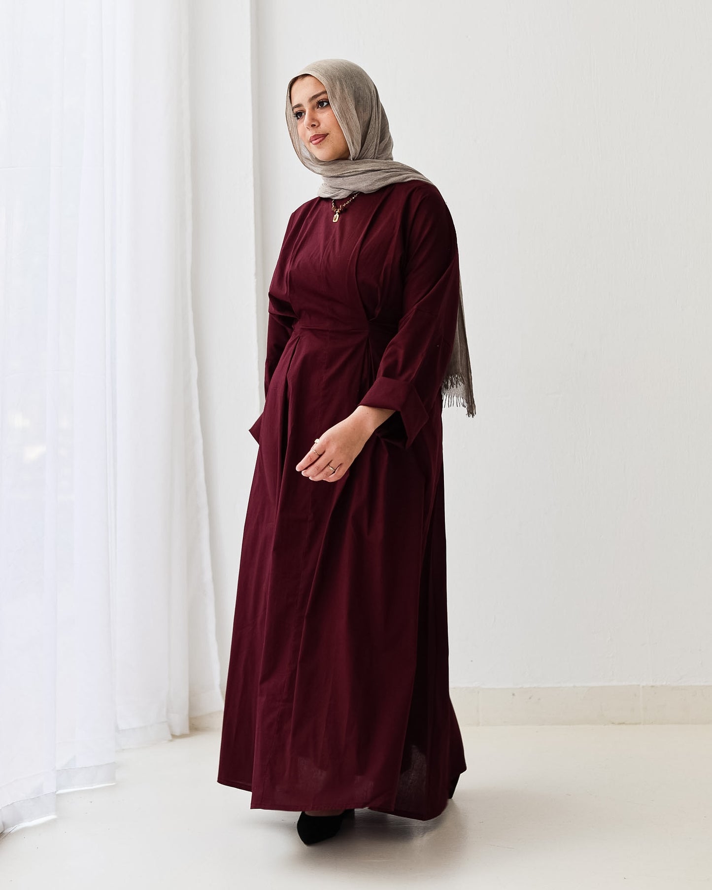 Flowy waist Dress In Burgundy