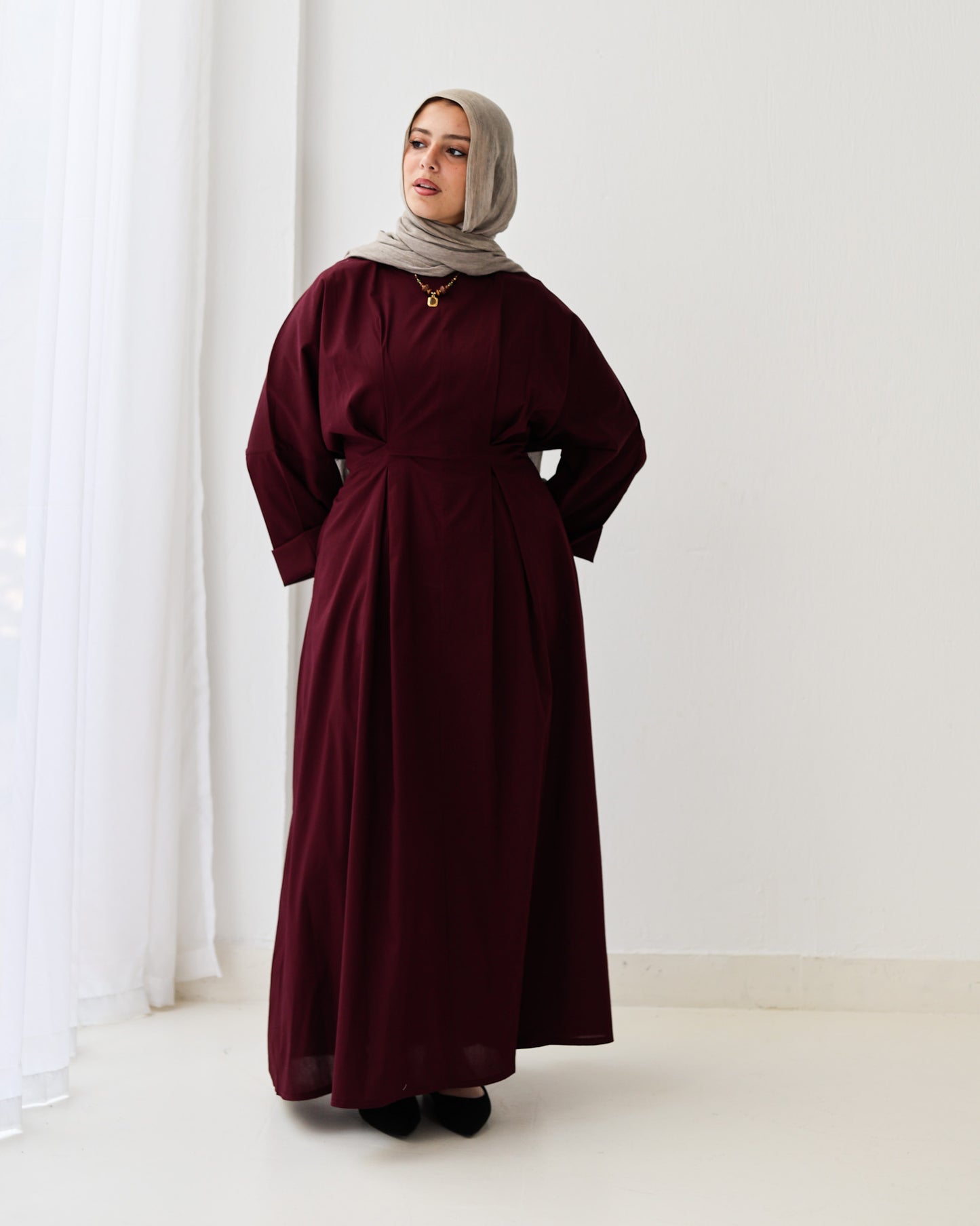 Flowy waist Dress In Burgundy