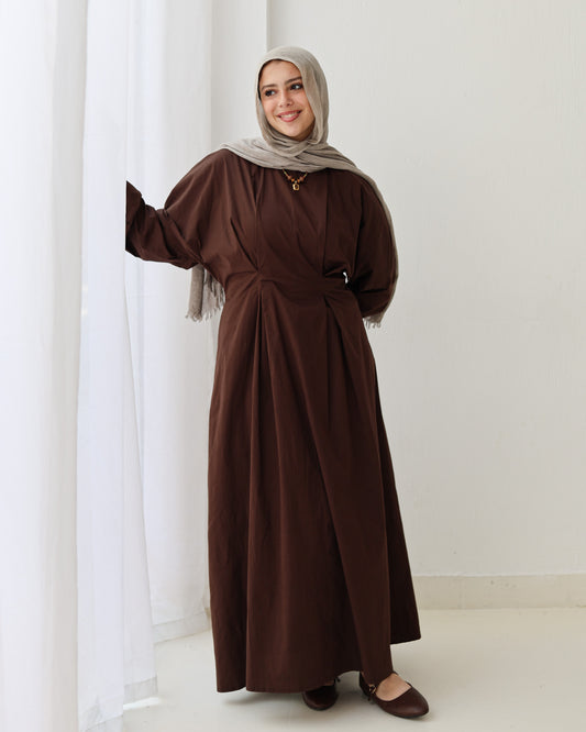 Flowy waist Dress In Brown