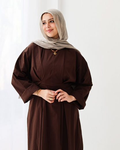 Flowy waist Dress In Brown